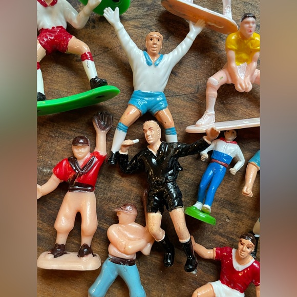 SOLD Vintage Sports Figures Cake Toppers⚽️🏈❤️ - Picture 2 of 6